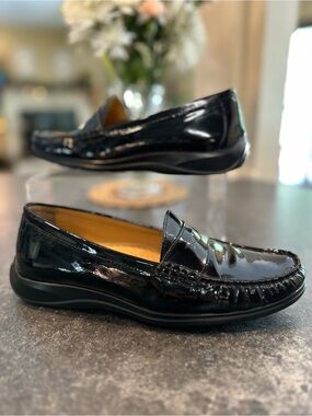 Cole Haan Black Patent Leather Penny Loafers, Nike Air Comfort, Women’s 7 1/2 B